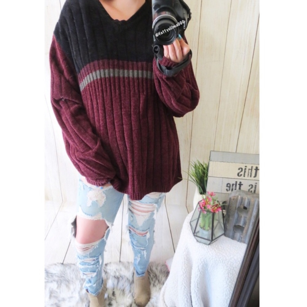 Vintage cozy night in chenille sweater 🍃 - Picture 4 of 8